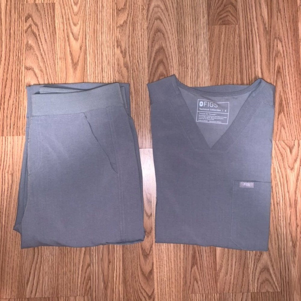 Figs (Men, Regular S, Axim Pants + Chisec Top, Dark Space Grey)